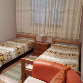 Апартаменты Guest House Lola Бар Апартаменты - 1-й этаж-1