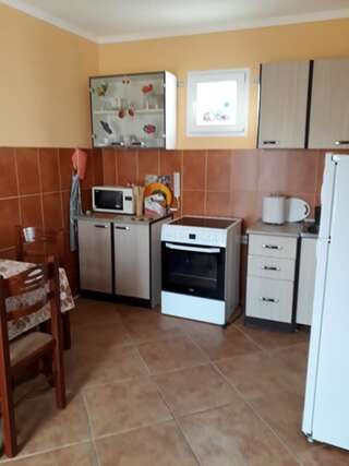 Апартаменты Guest House Lola Бар Апартаменты с видом на сад-3