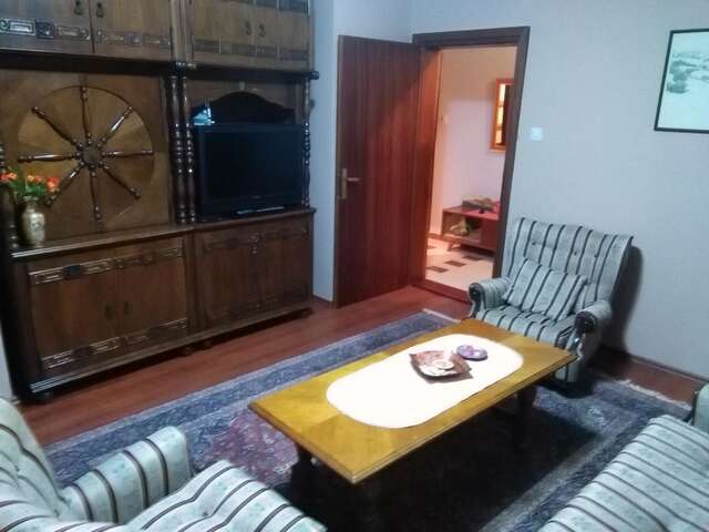 Апартаменты Guest House Lola Бар-36